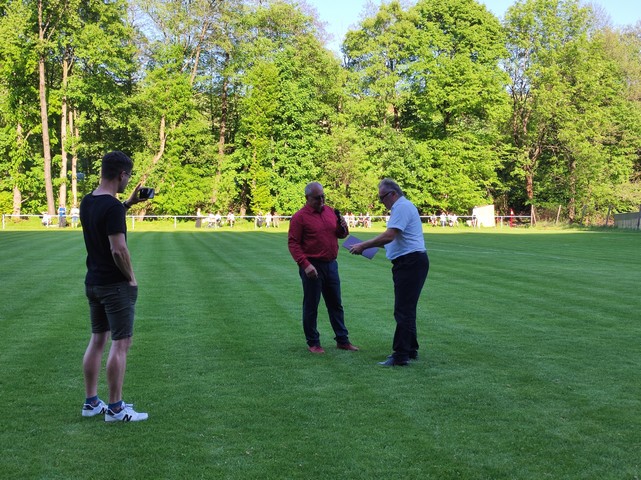 FOTO z ocenenia J. Majtána