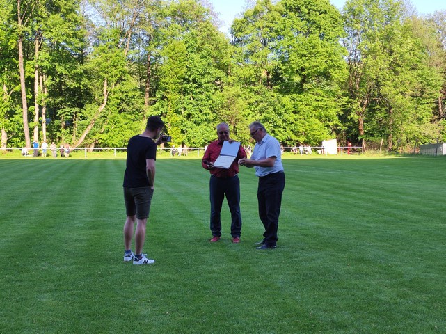 FOTO z ocenenia J. Majtána